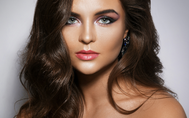 薄毛対策にボリュームアップを狙うヘアスタイルを選ぼう