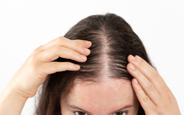 間違ったケアが薄毛を悪化させる理由とは?NG習慣を避けよう