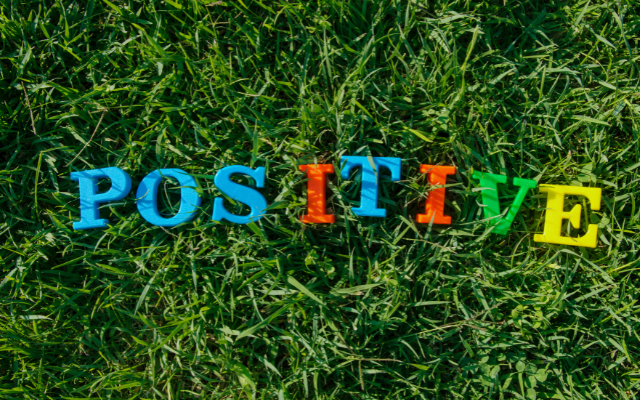 ポジティブな心の持ち方が若見えの秘訣