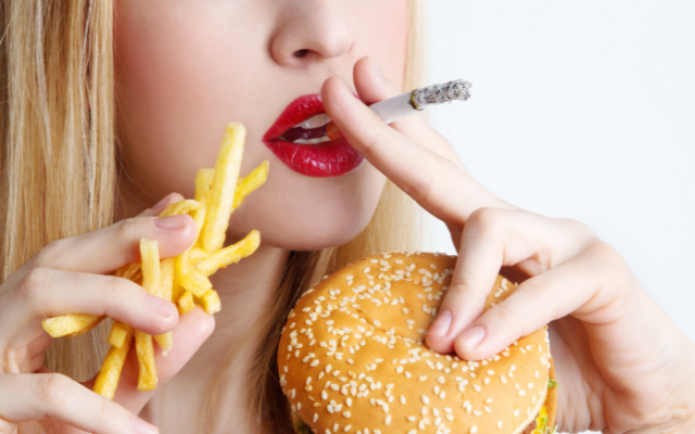 50歳で急に老けるのは生活習慣の影響