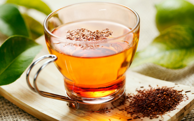 フラボノイドが豊富なルイボスティーは若返り飲み物