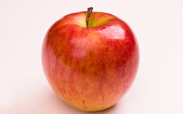 抗酸化力が高く腸内環境を整えるりんごは若返り食材