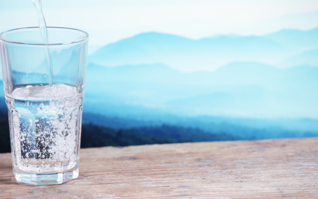 50歳の急な老け対策には水分補給をしっかり行う