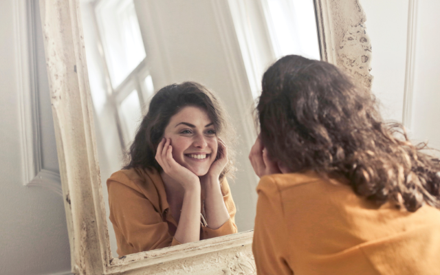 50歳の急な老け対策にはポジティブな言葉を自分にかける